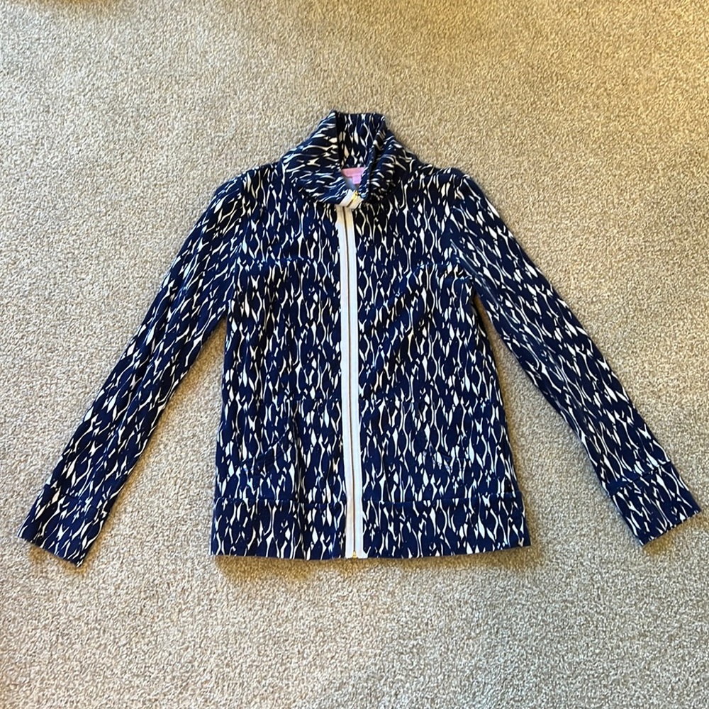 Navy and white fish pattern